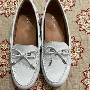 Vionic Honor Virginia loafers